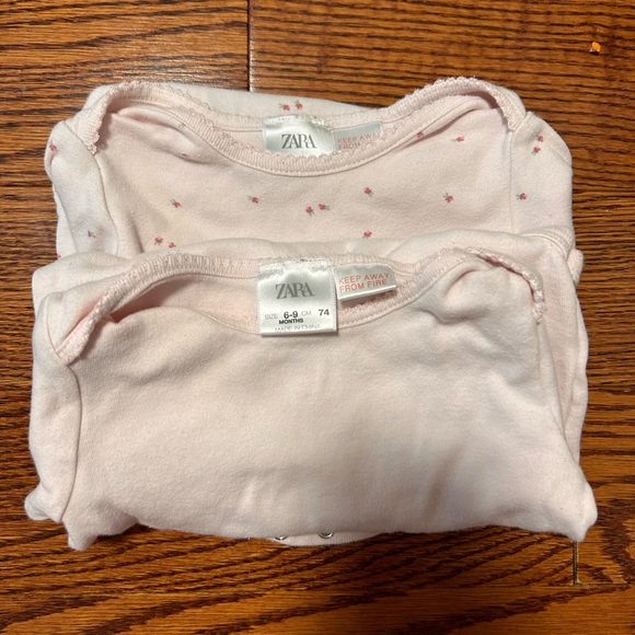 Zara 6-9 m onesies (LOT) - Picture 1 of 1